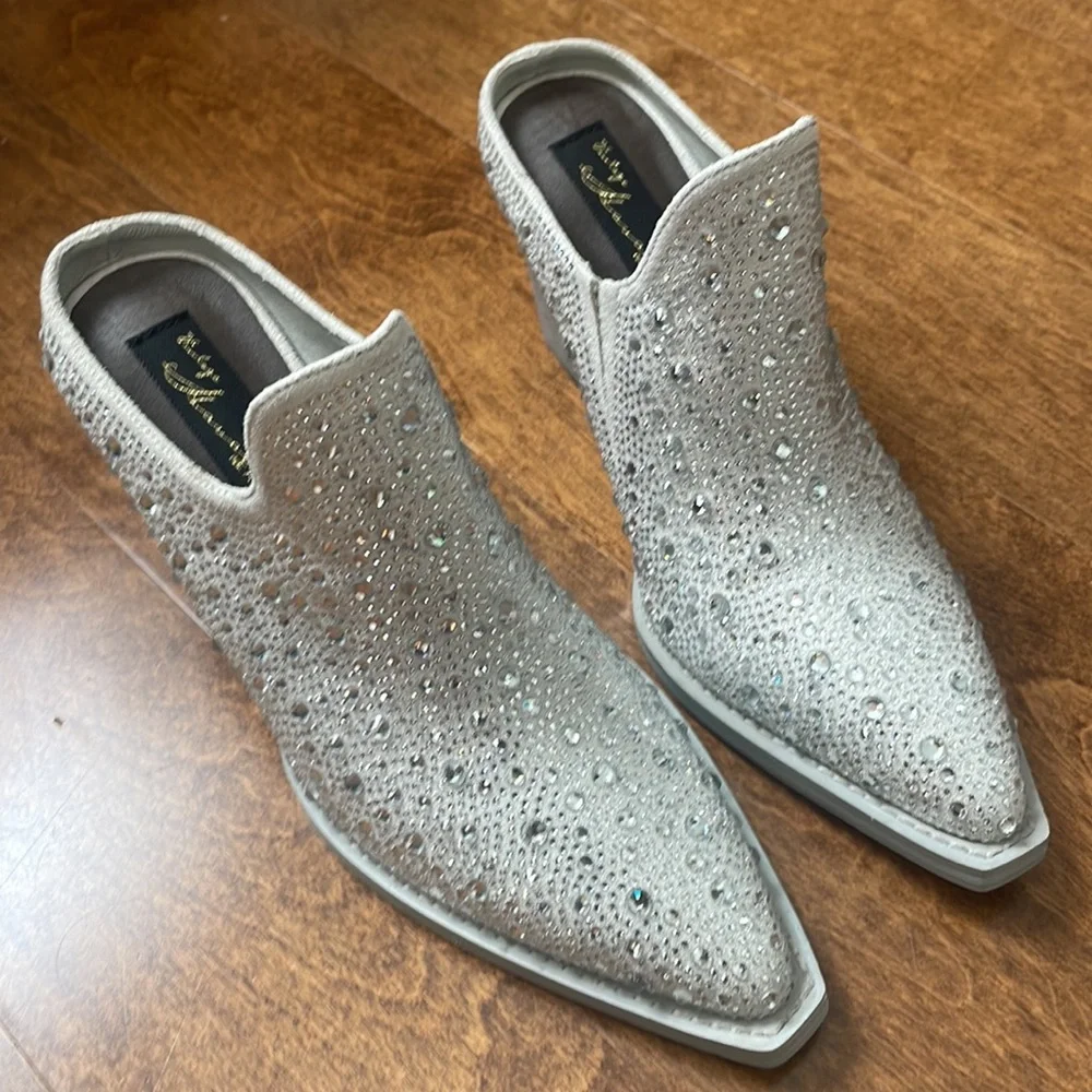 Vintage Havana Silver Rhinestone Boots - Picture 2 of 6